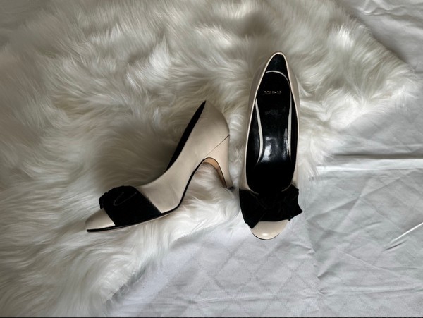 Topshop beige black heels