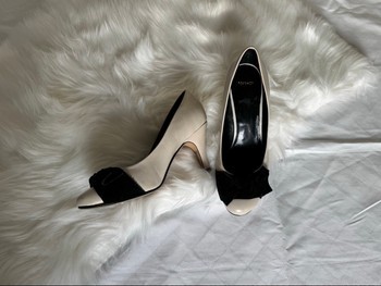 Topshop beige black heels