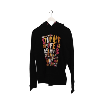 Musta printti huppari