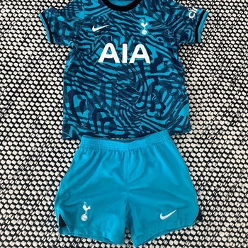Nike kids' sportswear