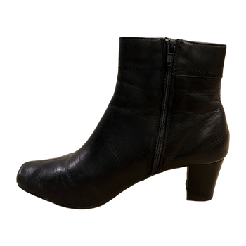 Footglove boots
