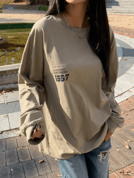 Slogan graphic drop shoulder tee