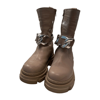Natura boots