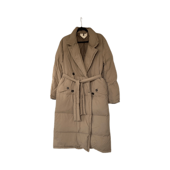 Beige pitkä untuvatakki