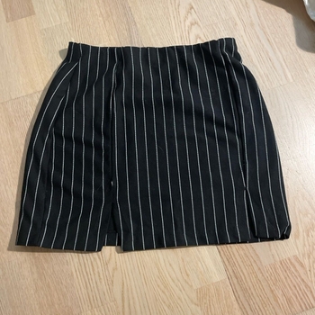 H&m skirt