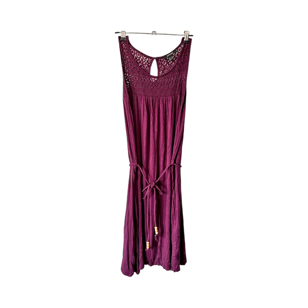 Burgundy sleeveless midi dress