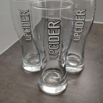 Upcider lasit 3 kpl