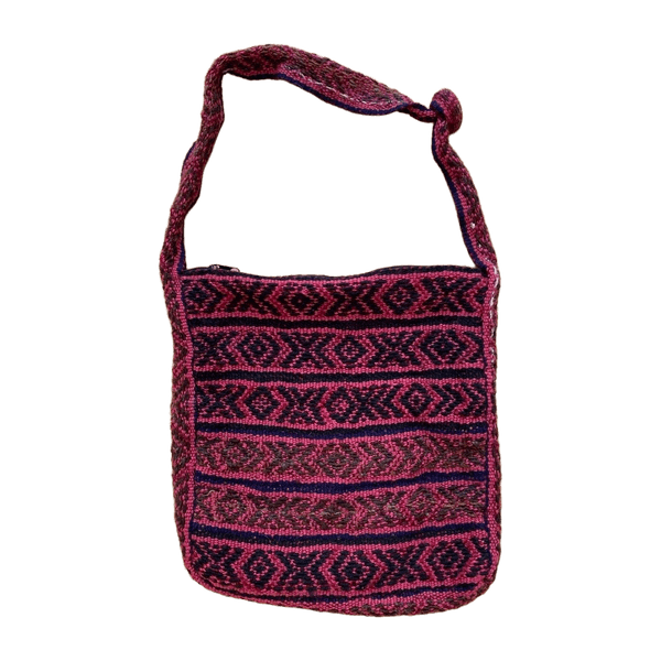 Käsintehty bag