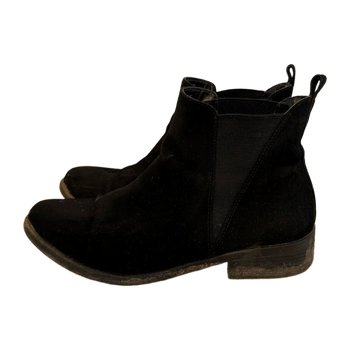 Alley boots