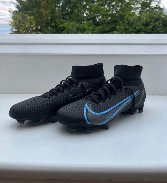 Sorte Nike fodboldstøvler