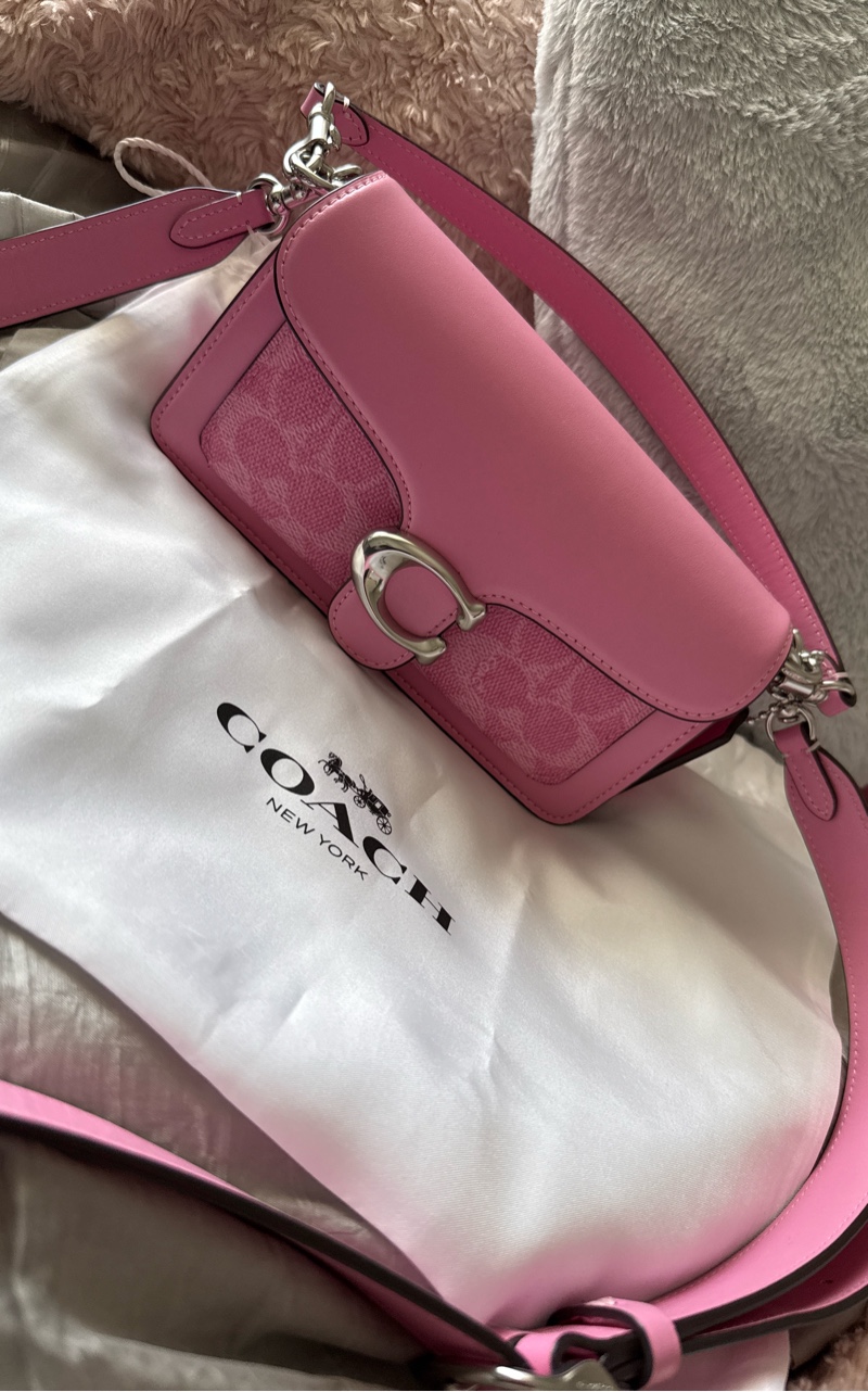 Pink leather shoulder bag