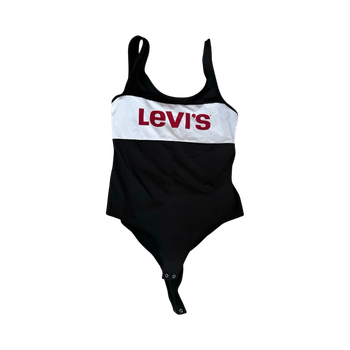 Black bodysuit/Levi's San Francisco