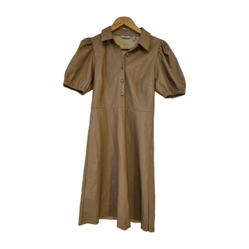 B.young dress