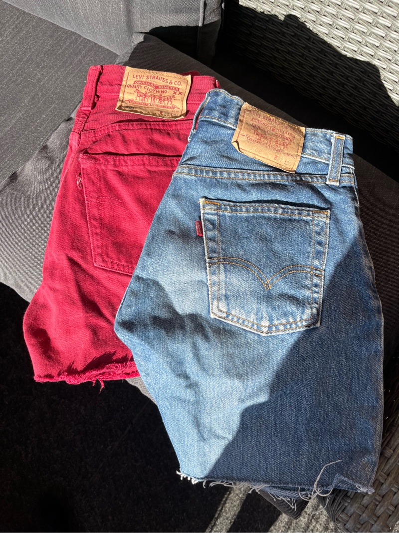 Levi’s farkkushortsit x2