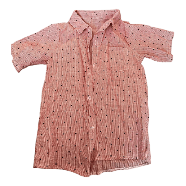 Red star print shirt