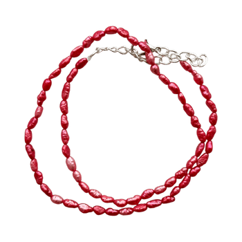 Punainen helmikaulakoru