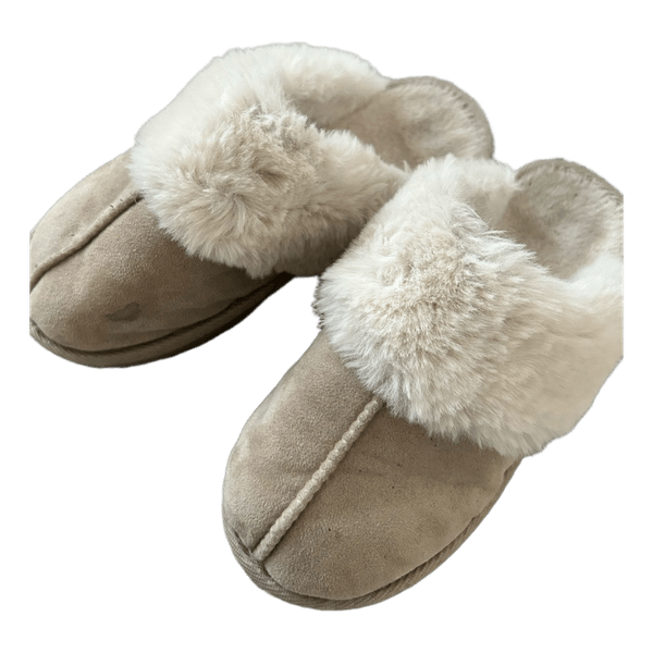 slippers