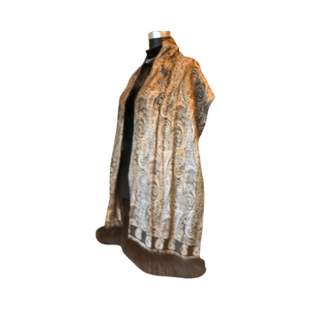 Silkkisaali turkissomistein , uusi