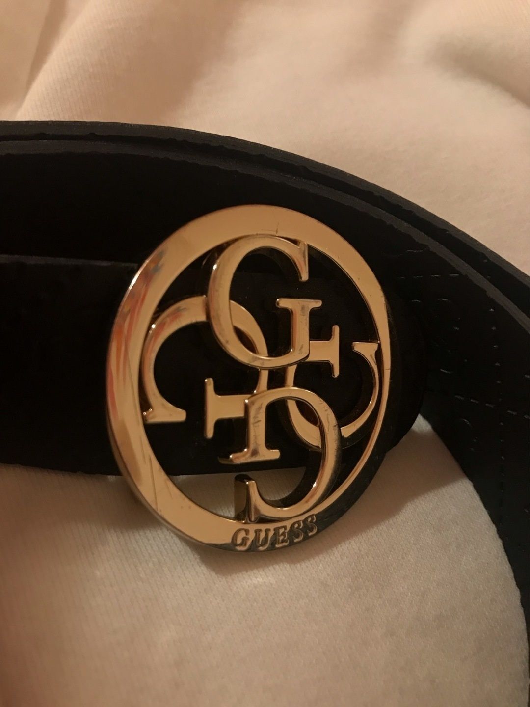 Guess belt