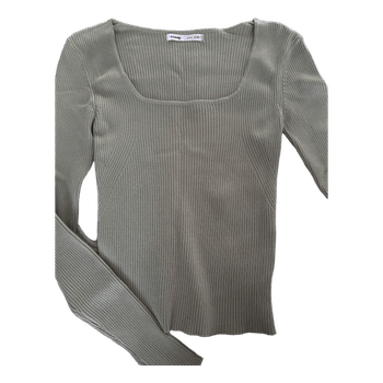 Rib knit top