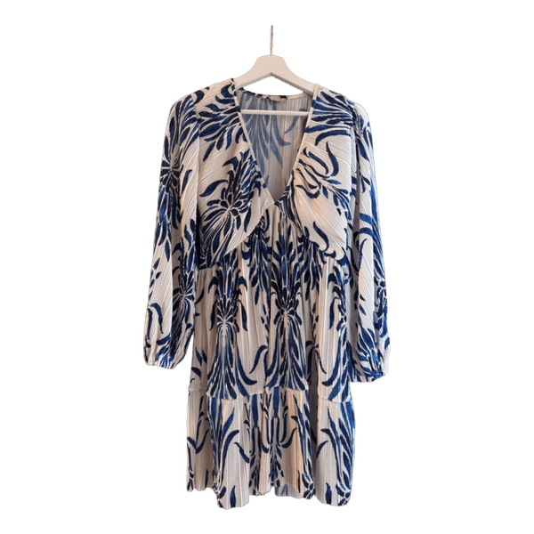 Blue patterned pleated dress