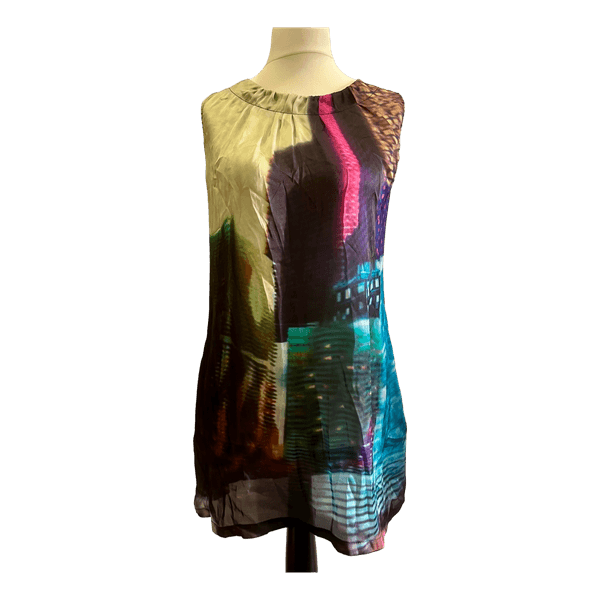 Ärmelloses Kleid mit Muster