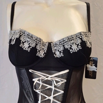 Sensuel korseletti clothing