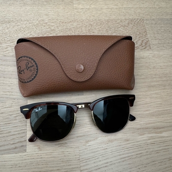 Ray-Ban clubmaster-aurinkolasit
