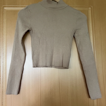 Beige ribbed knit sweater