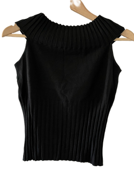 Sleeveless ribbed top