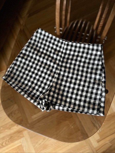 Black white houndstooth shorts