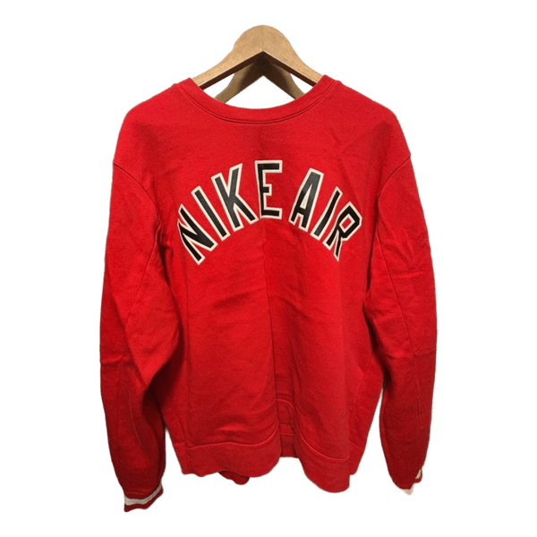 Punainen Nike Air collegepaita