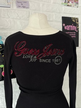 Black Guess logo sweater