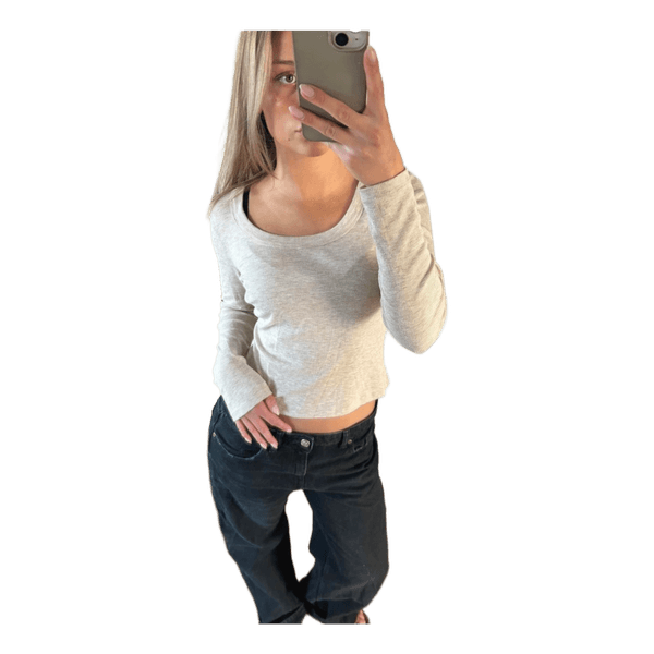 Langærmet beige top NA-KD