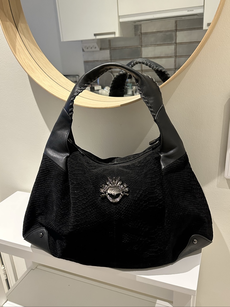 Large Shoulderbag