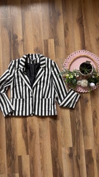 Striped black and white blazer