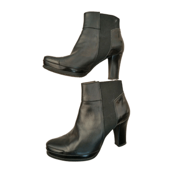 Unisa boots