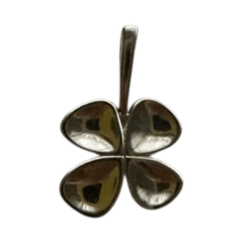 Four-leaf clover pendant