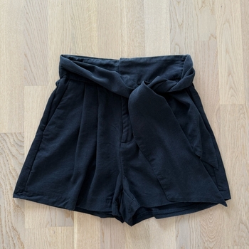 Zaran shortsit
