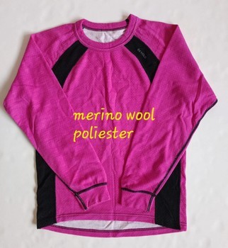 Devold pink wool top 16 years