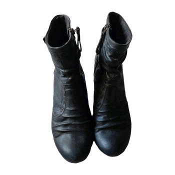 Esprit boots