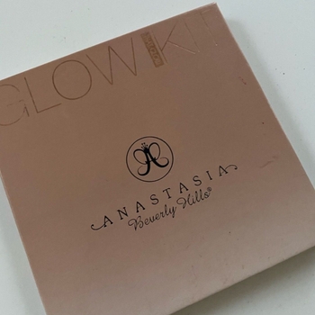 Anastasia beverly hills beauty product