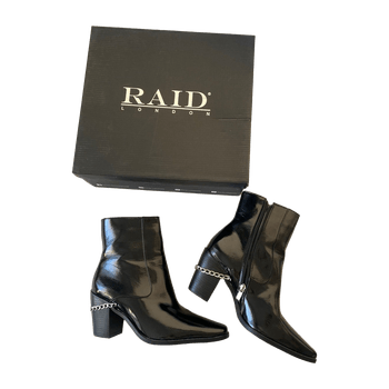 Raid boots