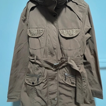 Hooded jacket