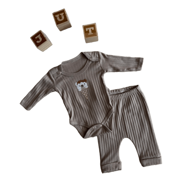 Brown ribbed baby set