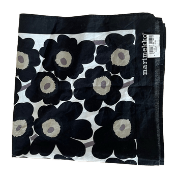 Marimekko scarf unikko