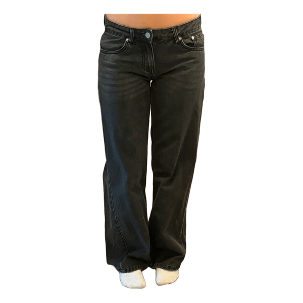 Sort denim jeans