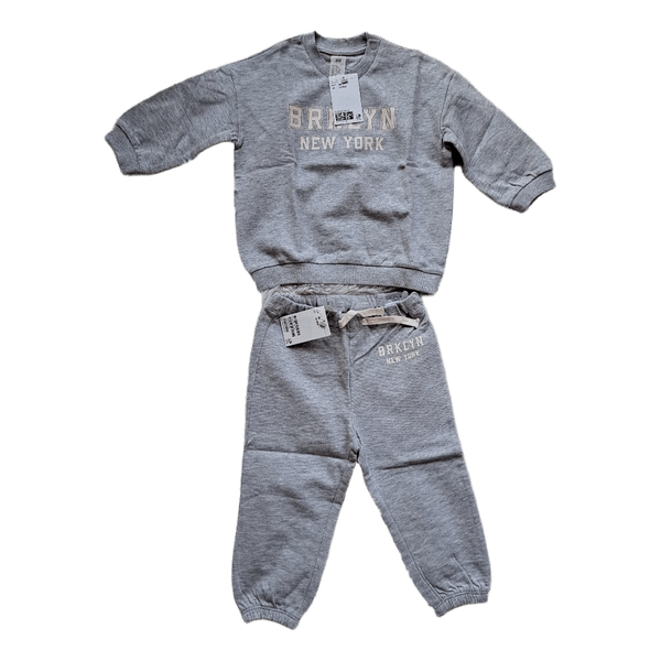 Grey sweatshirt and trousers