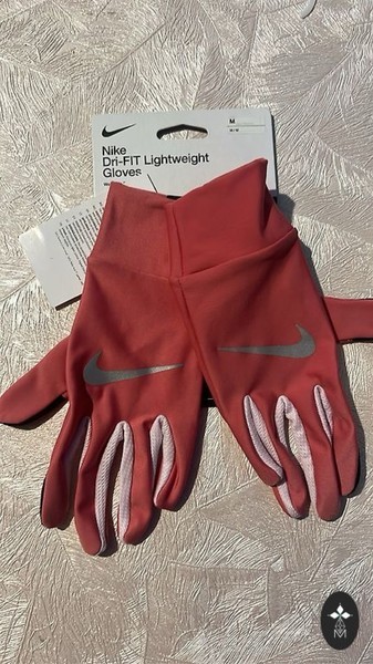 Nike Dri-FIT running gloves
