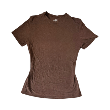 Brown short-sleeved t-shirt